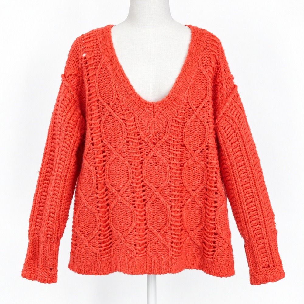 Free People Chunky Cable Knit Sweater Size L Boho V Neck Slouchy Oversized Indie
